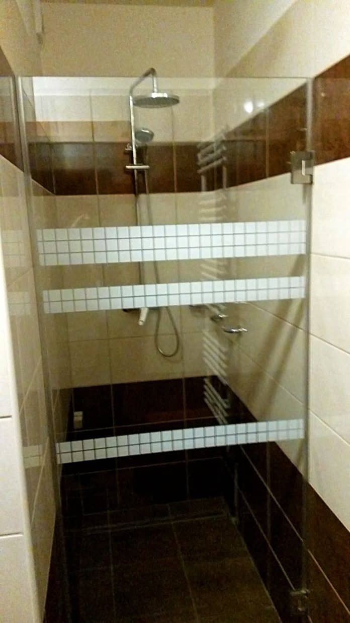Zuhany üvegajtó